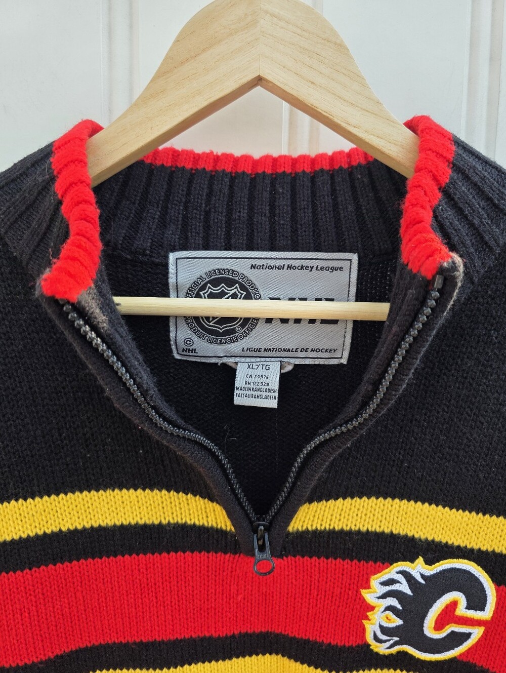 Vintage Calgary Flames NHL Hockey 1/4 Zip Knit Sweater Mens XL - Picture 6 of 10